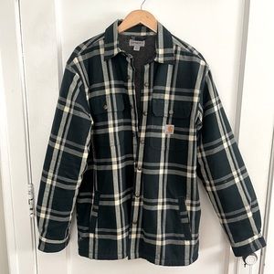 Men’s relaxed fit carhartt flannel. Size M